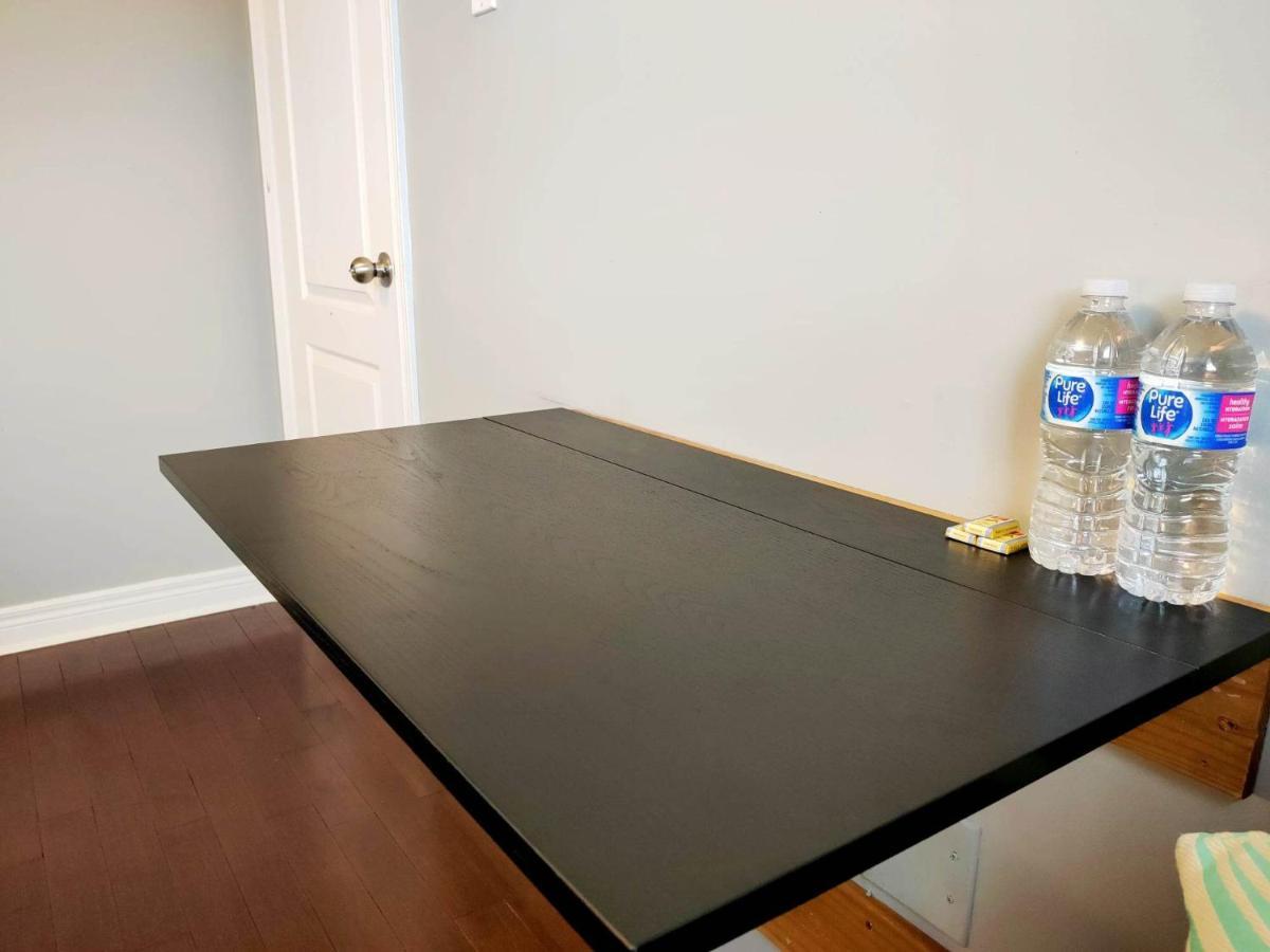 Affordable Room With Free Parking In Newmarket On Zewnętrze zdjęcie
